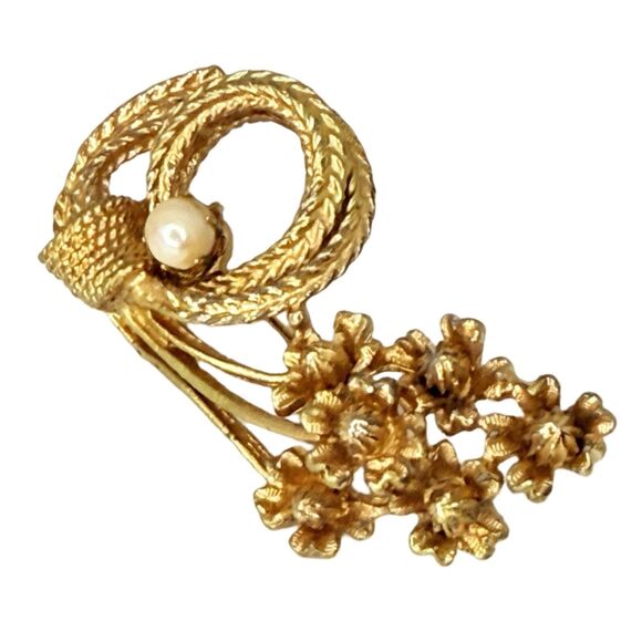 Gold Tone Rope Flower Bouquet Brooch 1 5/8" Faux Pearl Three-Dimensional - Picture 1 of 9